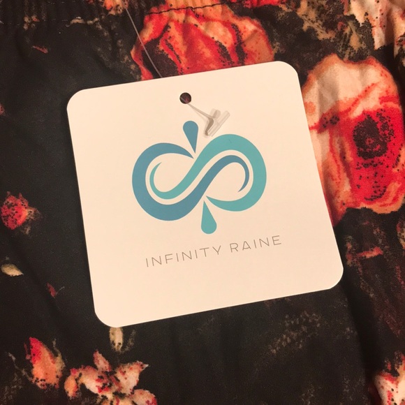 Buttery Soft Leggings NWT!! - Picture 4 of 6